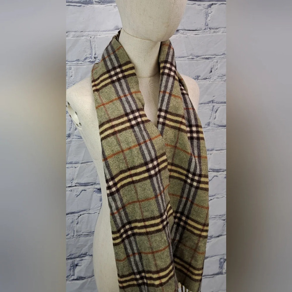 Burberry Vintage Scarf Nova Check 100% Cashmere England 90s Y2K 60" x 12" - Picture 12 of 16